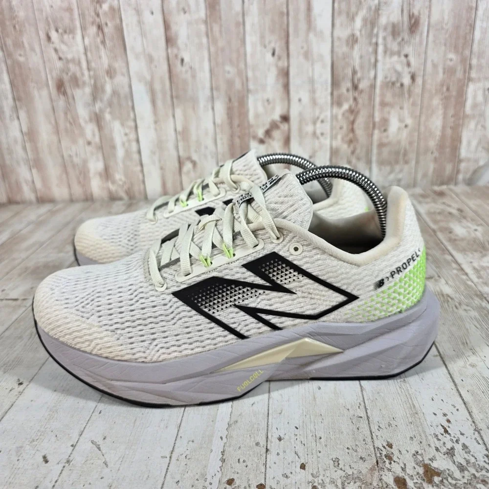 New Balance FuelCell Propel v3 Womens 10 Running Shoes White WFCPRCG3
